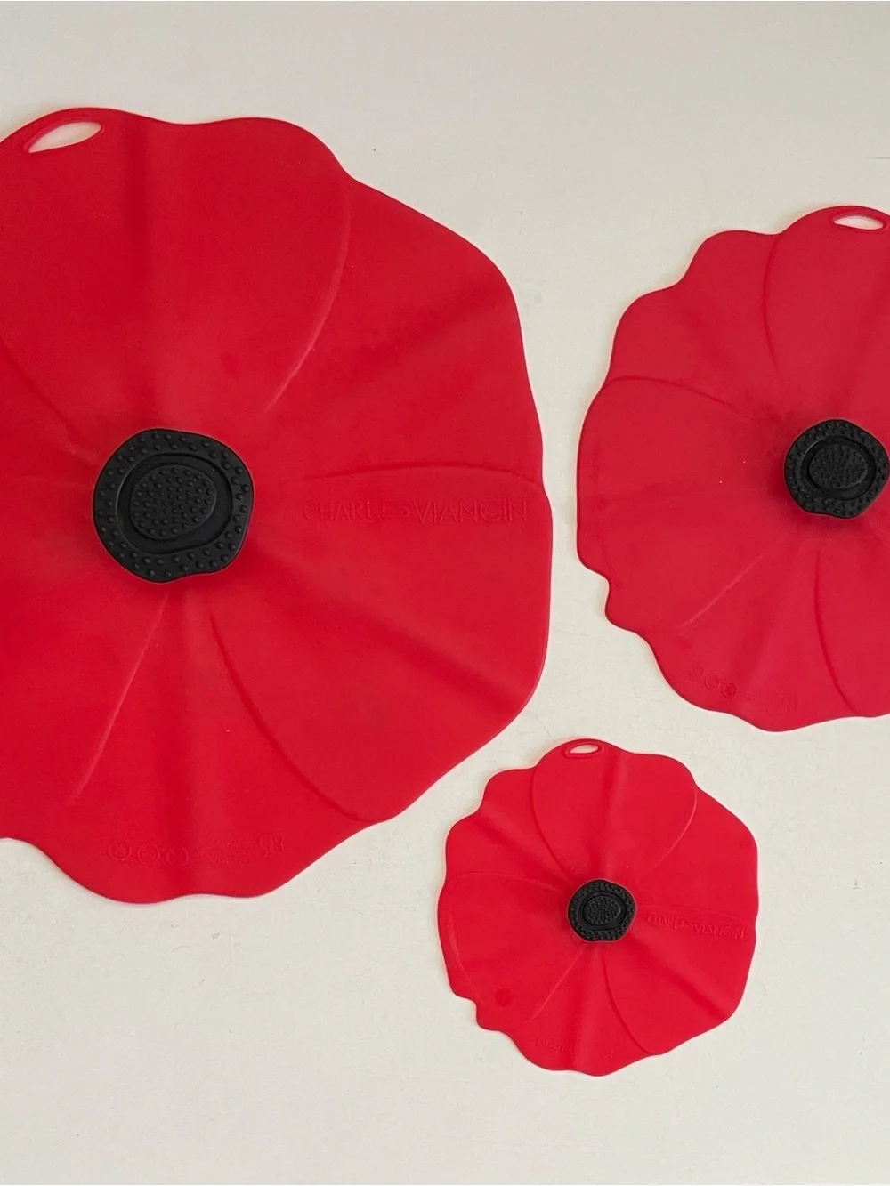 Set of 3 Red Poppy Silicone Airtight Storage Covers